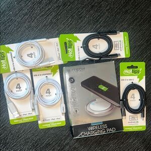 Wireless Charging Pad with Hot Tips Cables - Black and White